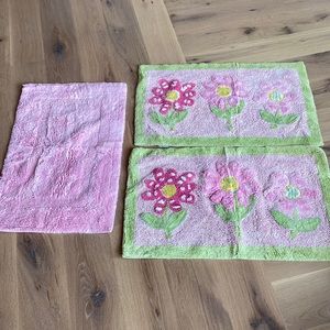 Pottery barn kids bath rug